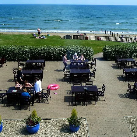 Hotel Quality & Leisure Centre 3*