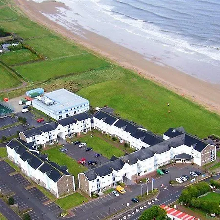 Hotel Quality & Leisure Centre 3*