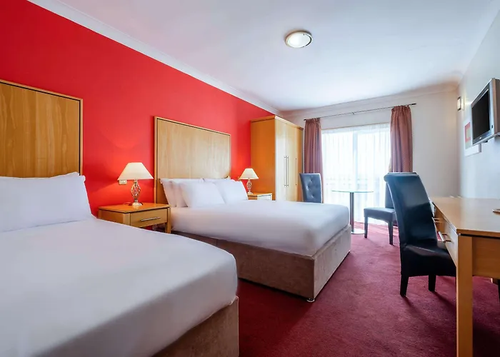 מלון Quality & Leisure Centre יוגאל