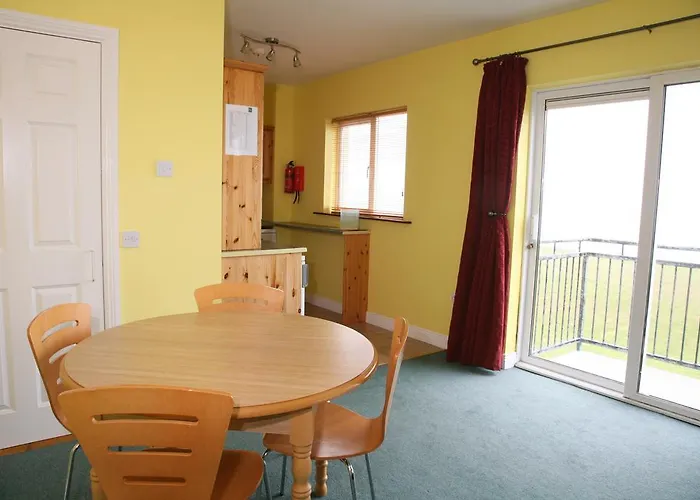 מלון Quality & Leisure Centre