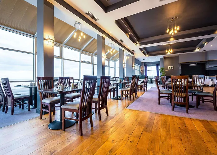 Quality & Leisure Centre 3* יוגאל