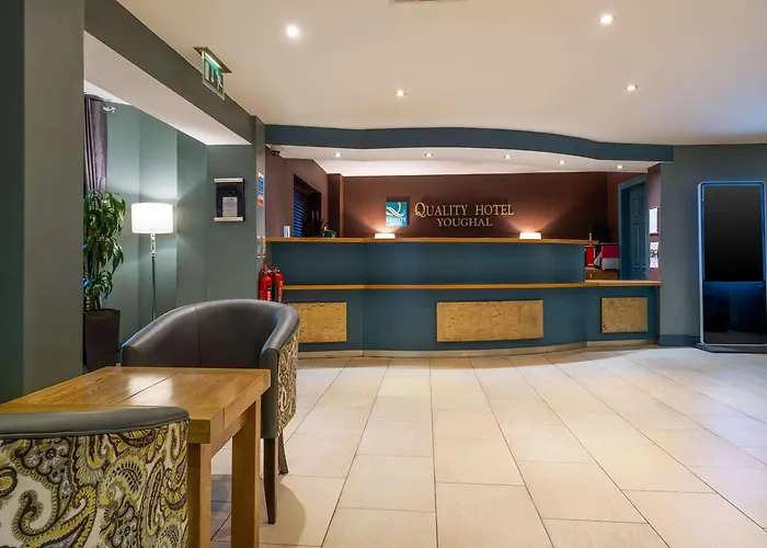 מלון Quality & Leisure Centre יוגאל