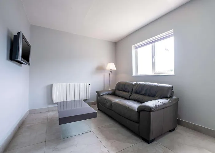 Quality & Leisure Centre 3* יוגאל