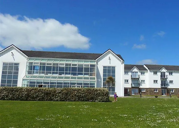 מלון Quality & Leisure Centre