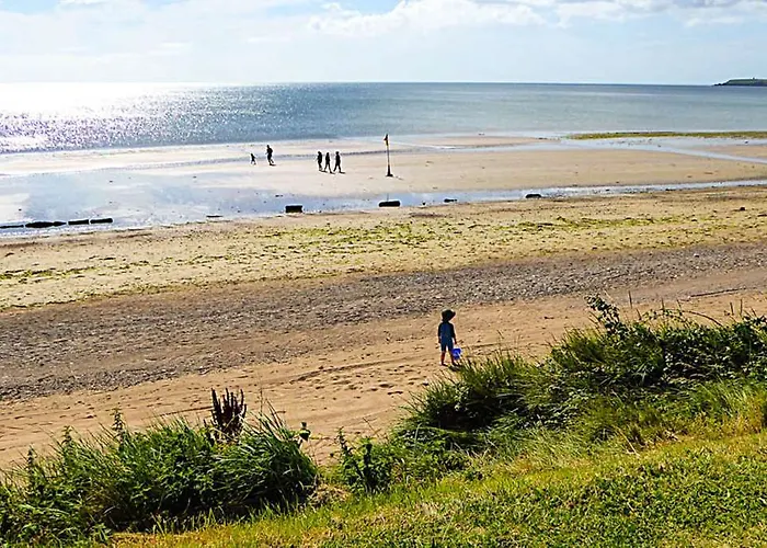 Quality & Leisure Centre מלון