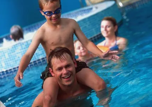 מלון Quality & Leisure Centre יוגאל