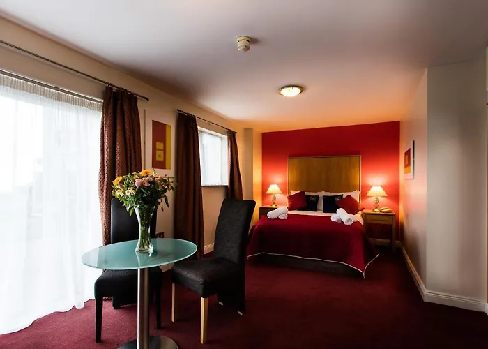 מלון Quality & Leisure Centre